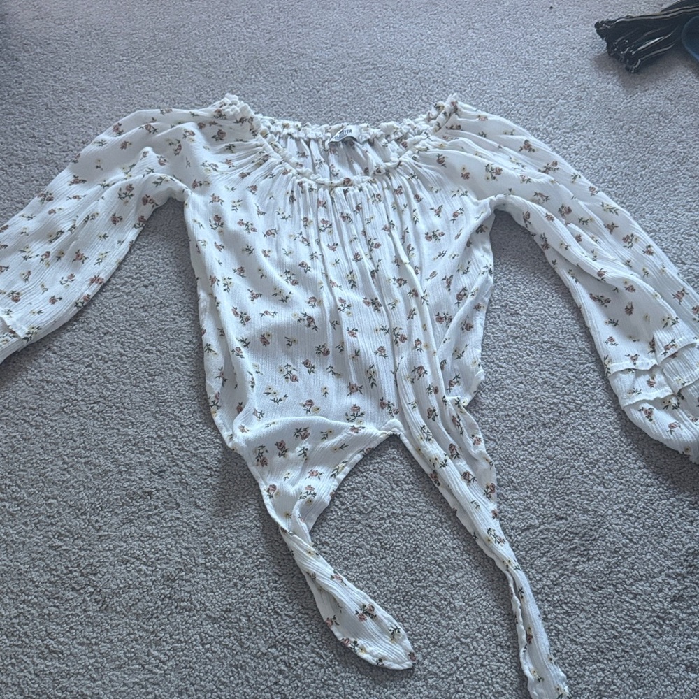 Hollister White Floral Blouse